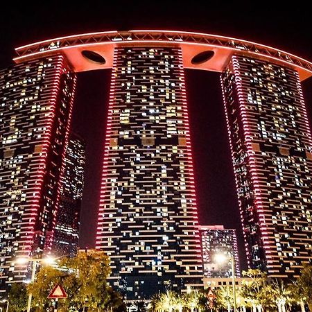 Cozy 1Br In Iconic Tower Daire Abu Dabi Dış mekan fotoğraf