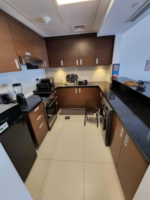Cozy 1Br In Iconic Tower Daire Abu Dabi Dış mekan fotoğraf
