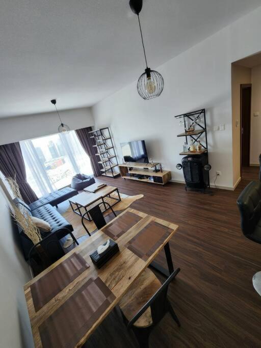 Cozy 1Br In Iconic Tower Daire Abu Dabi Dış mekan fotoğraf